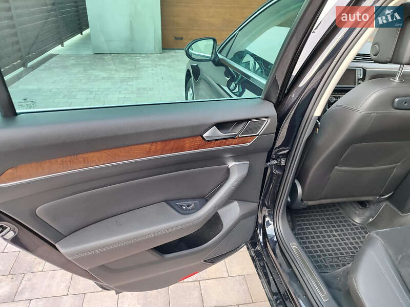 Универсал Volkswagen Passat 2016 в Тернополе