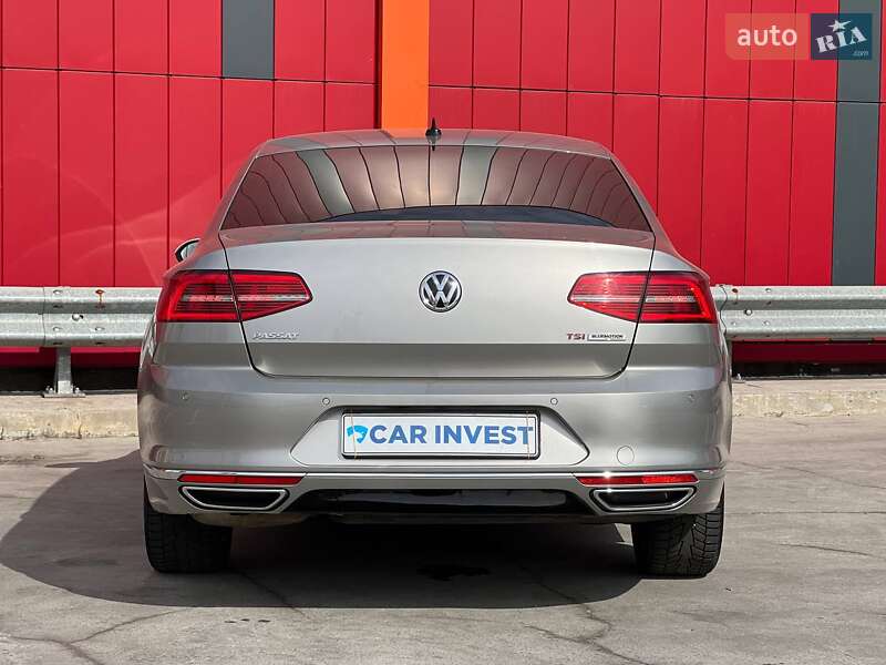 Седан Volkswagen Passat 2015 в Киеве
