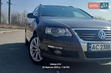Універсал Volkswagen Passat 2009 в Луцьку