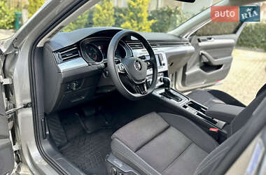 Седан Volkswagen Passat 2016 в 