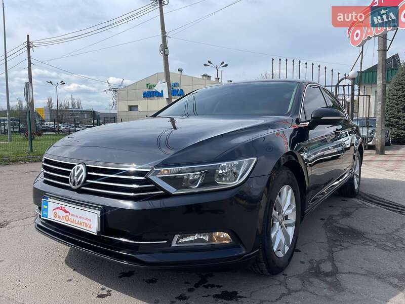 Седан Volkswagen Passat 2016 в Миколаєві