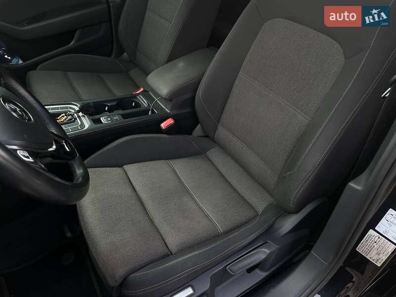 Седан Volkswagen Passat 2016 в Миколаєві