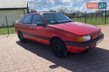 Седан Volkswagen Passat 1988 в 