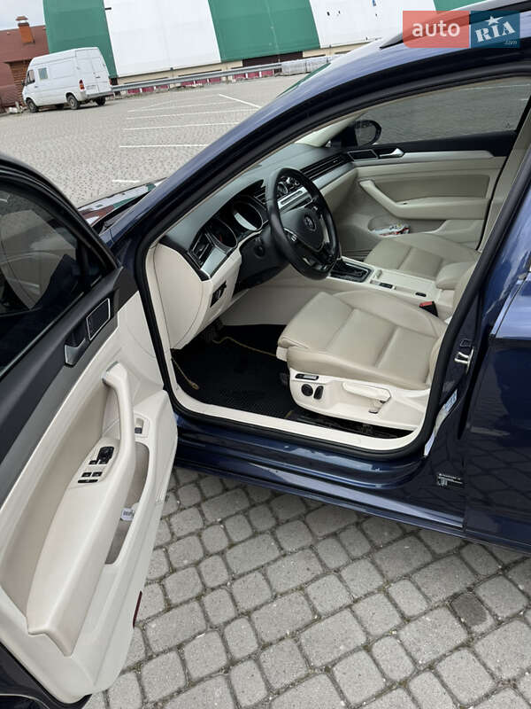 Универсал Volkswagen Passat 2015 в Ужгороде фото 26 Универсал Volkswagen Passat 2015 в Ужгороде