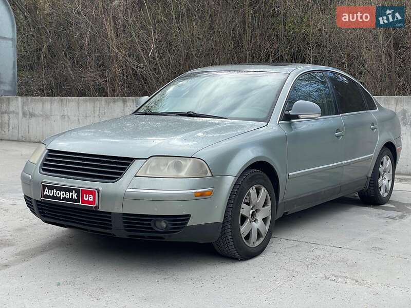 Седан Volkswagen Passat 2004 в 