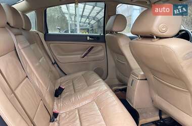 Седан Volkswagen Passat 2004 в 