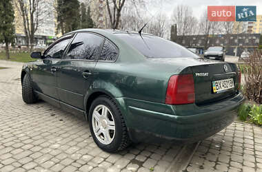 Седан Volkswagen Passat 1998 в 