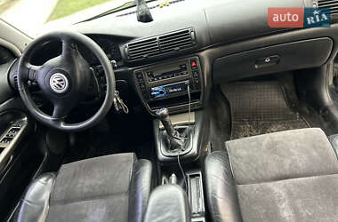 Седан Volkswagen Passat 1998 в 