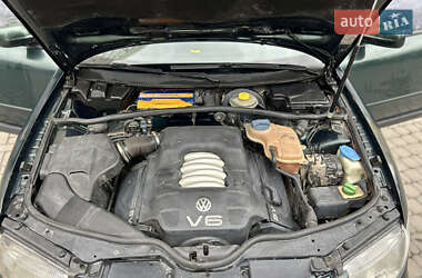 Седан Volkswagen Passat 1998 в 