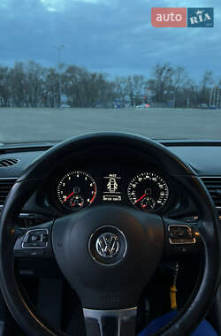 Седан Volkswagen Passat 2012 в 
