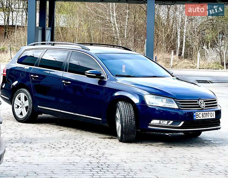 Универсал Volkswagen Passat 2011 в Самборе
