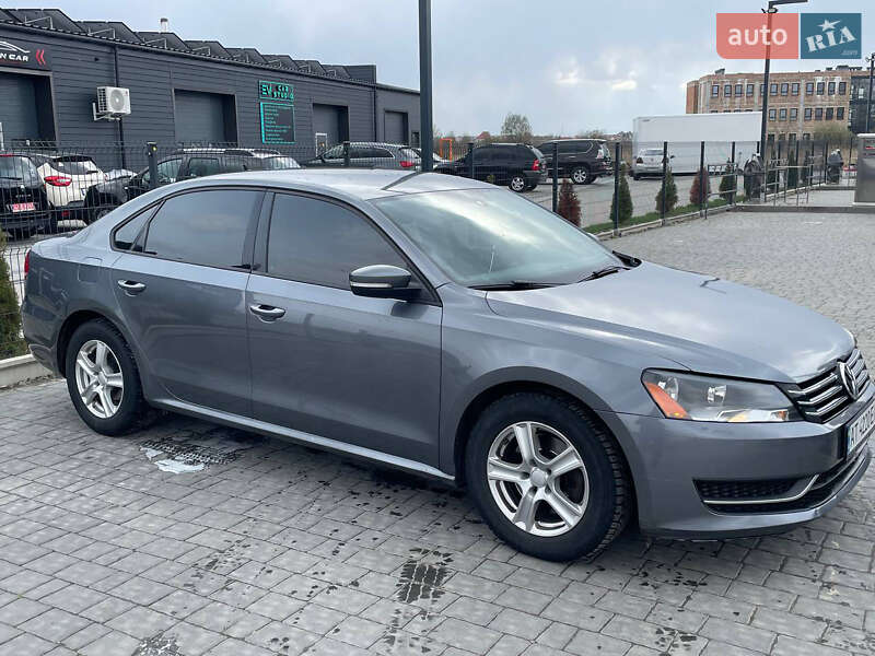 Седан Volkswagen Passat 2013 в Богородчанах