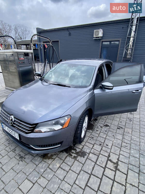 Седан Volkswagen Passat 2013 в Богородчанах