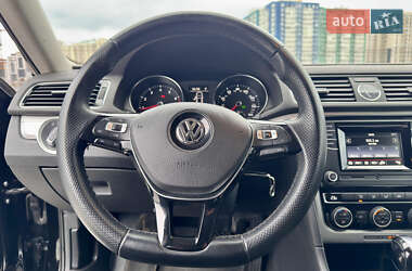 Седан Volkswagen Passat 2016 в 