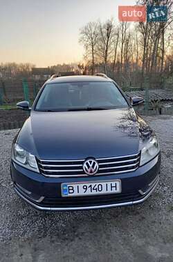 Універсал Volkswagen Passat 2011 в 