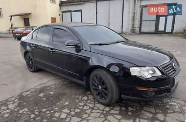 Седан Volkswagen Passat 2008 в 