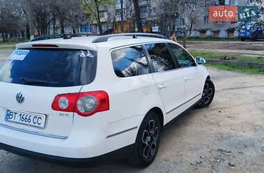 Универсал Volkswagen Passat 2010 в 