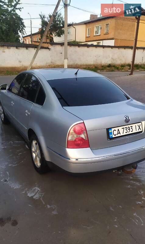 Седан Volkswagen Passat 2004 в Умани фото 2 Седан Volkswagen Passat 2004 в Умани