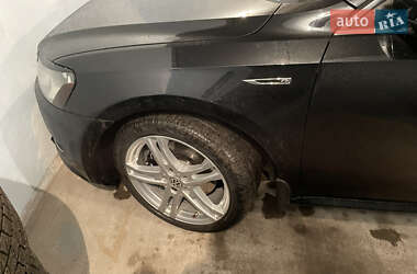 Седан Volkswagen Passat 2012 в 