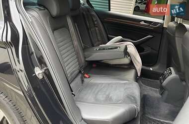 Седан Volkswagen Passat 2018 в 