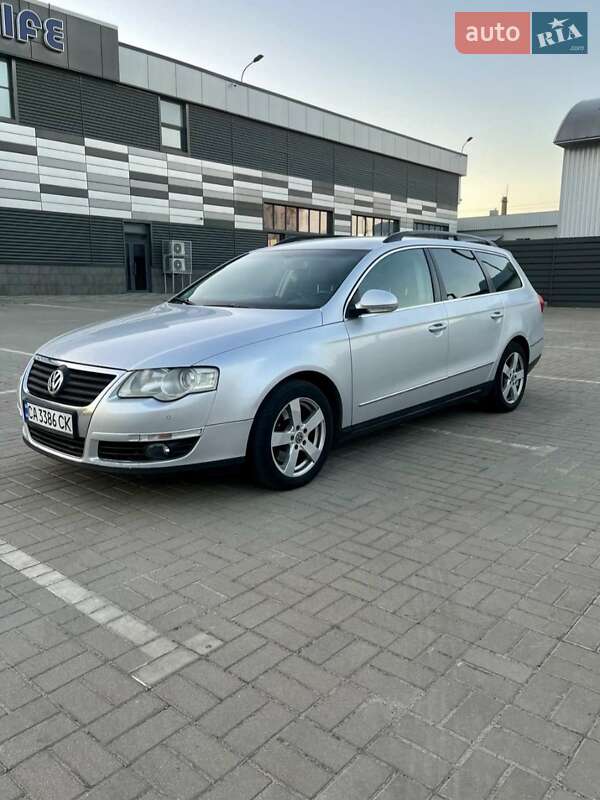 Універсал Volkswagen Passat 2008 в 