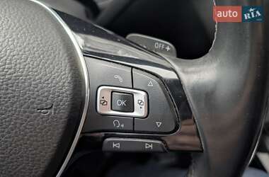 Універсал Volkswagen Passat 2015 в 
