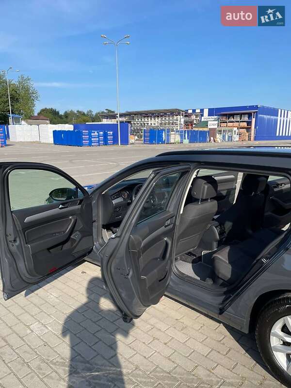 Универсал Volkswagen Passat 2016 в Коломые