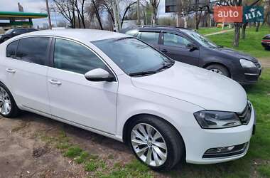 Седан Volkswagen Passat 2011 в 