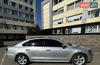 Седан Volkswagen Passat 2012 в 