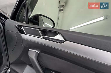 Универсал Volkswagen Passat 2015 в 