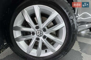 Универсал Volkswagen Passat 2015 в 