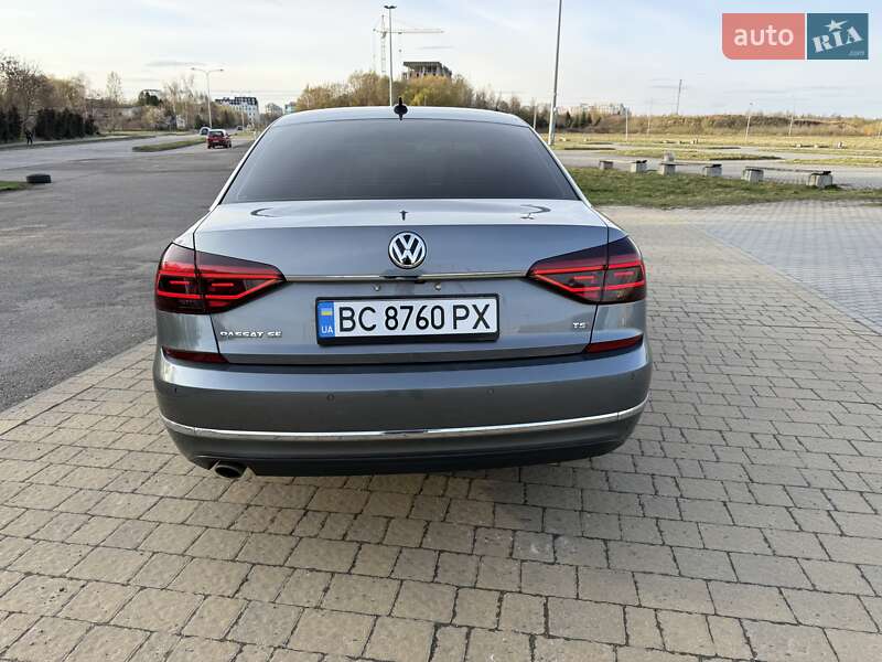 Седан Volkswagen Passat 2016 в Львове