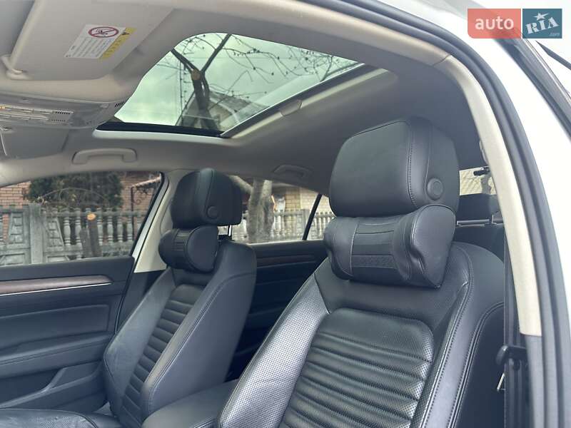 Седан Volkswagen Passat 2018 в Виннице