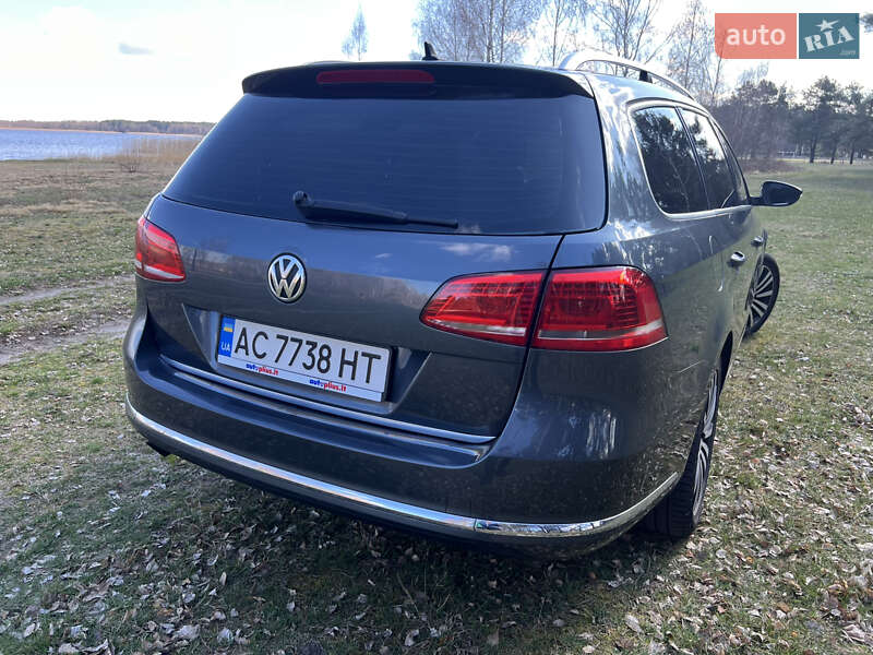 Універсал Volkswagen Passat 2011 в Любомлі
