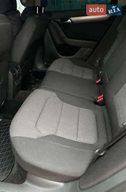Универсал Volkswagen Passat 2011 в 