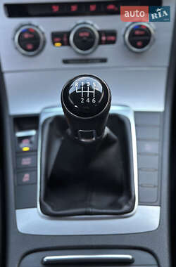 Седан Volkswagen Passat 2012 в 