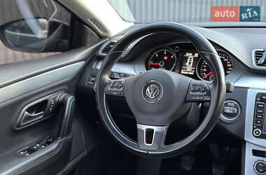 Седан Volkswagen Passat 2012 в 