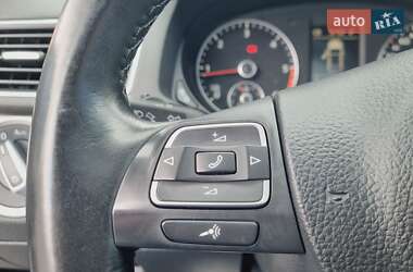 Седан Volkswagen Passat 2015 в 