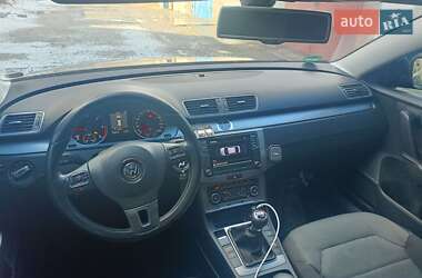 Универсал Volkswagen Passat 2011 в 