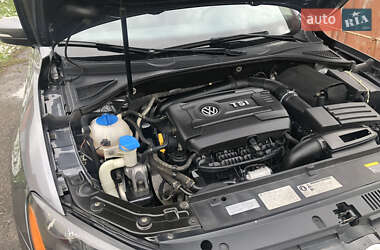 Седан Volkswagen Passat 2014 в 