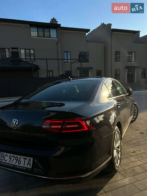 Седан Volkswagen Passat 2018 в Львове фото 2 Седан Volkswagen Passat 2018 в Львове
