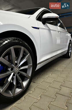Седан Volkswagen Passat 2020 в 
