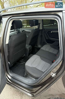 Универсал Volkswagen Passat 2013 в 