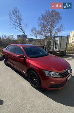 Седан Volkswagen Passat 2016 в 