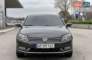 Седан Volkswagen Passat 2012 в 