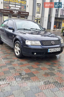 Седан Volkswagen Passat 1998 в 