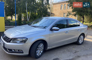 Седан Volkswagen Passat 2011 в 