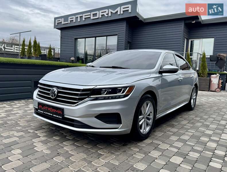 Седан Volkswagen Passat 2020 в Киеве