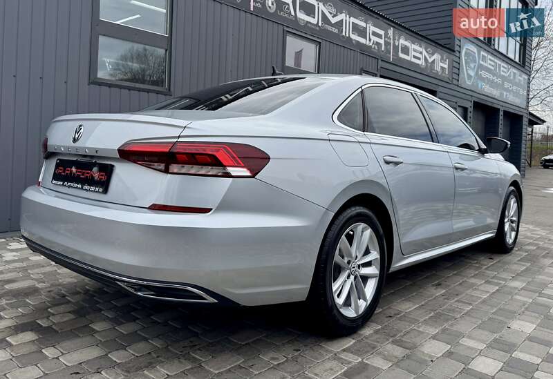 Седан Volkswagen Passat 2020 в Киеве