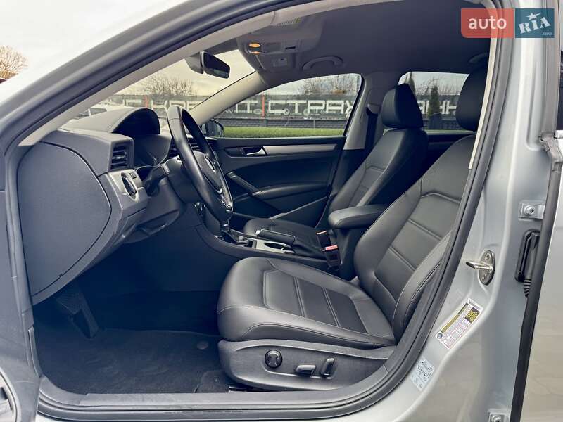 Седан Volkswagen Passat 2020 в Киеве